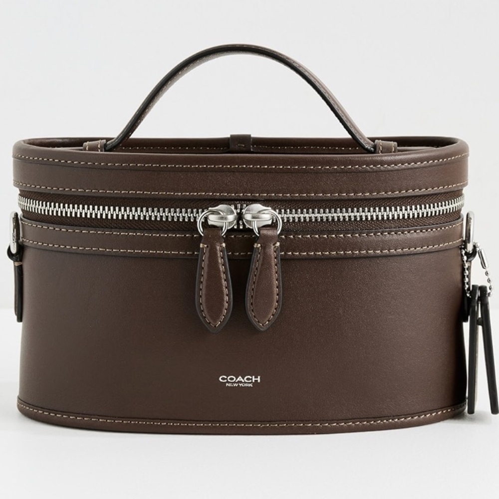 COACH originals glove tanned Leather maple bag  NWT